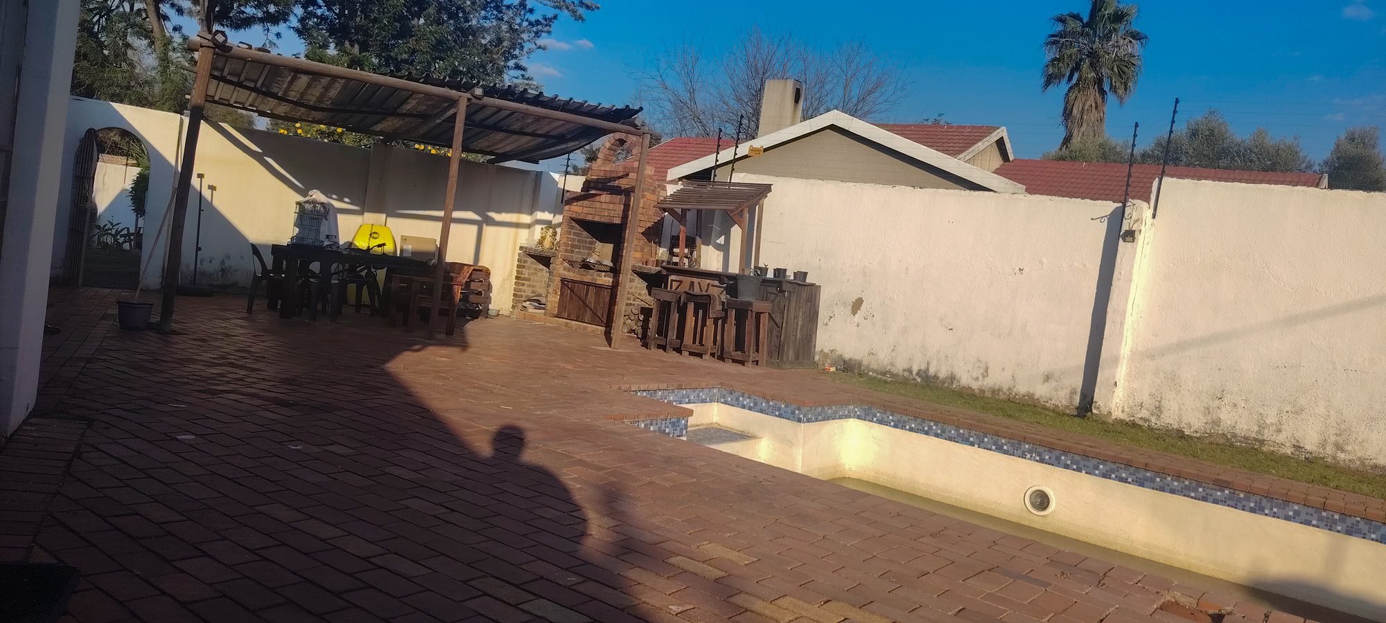 Spacious 4-Bedroom Family Home with Pool, Built-in Braai & Ample Parking — image 21