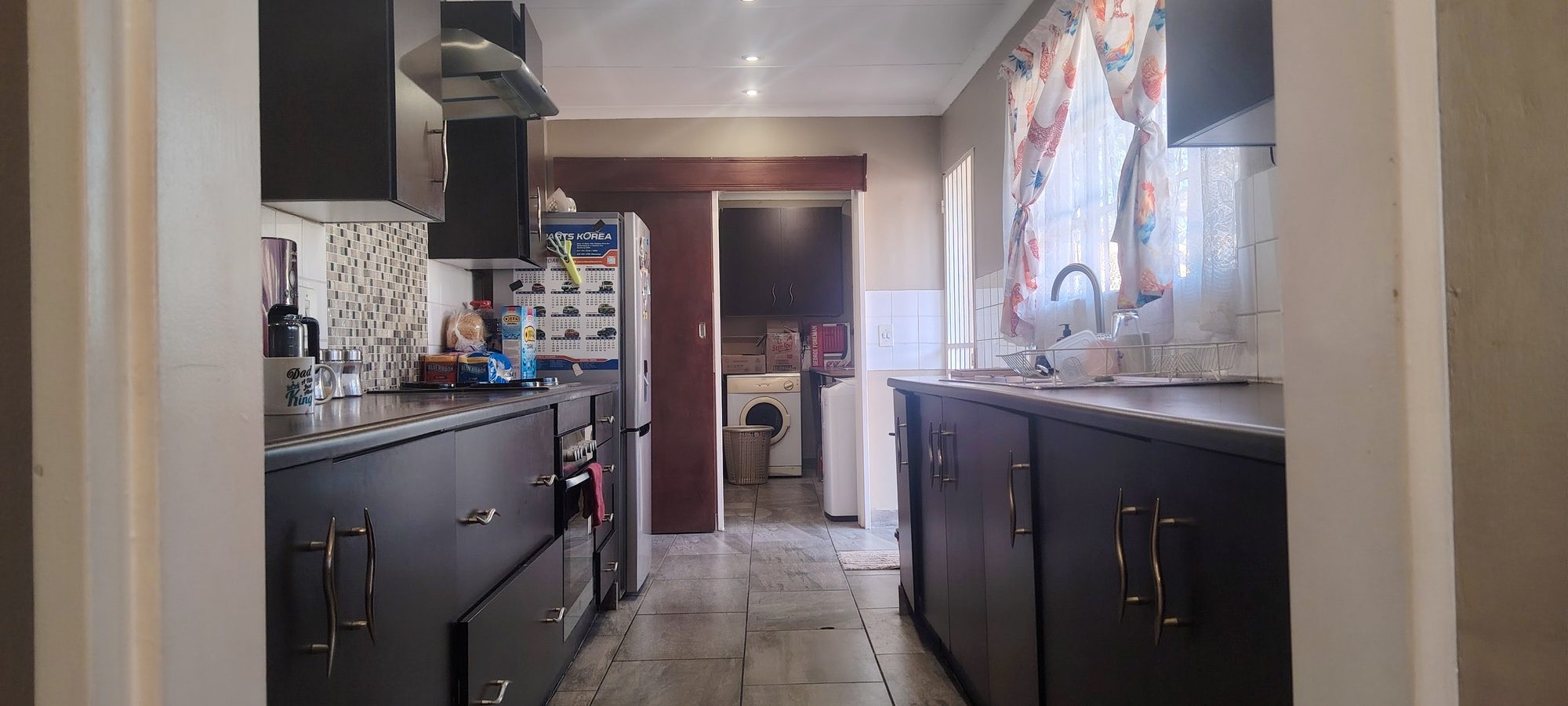 Spacious 4-Bedroom Family Home with Pool, Built-in Braai & Ample Parking — image 11