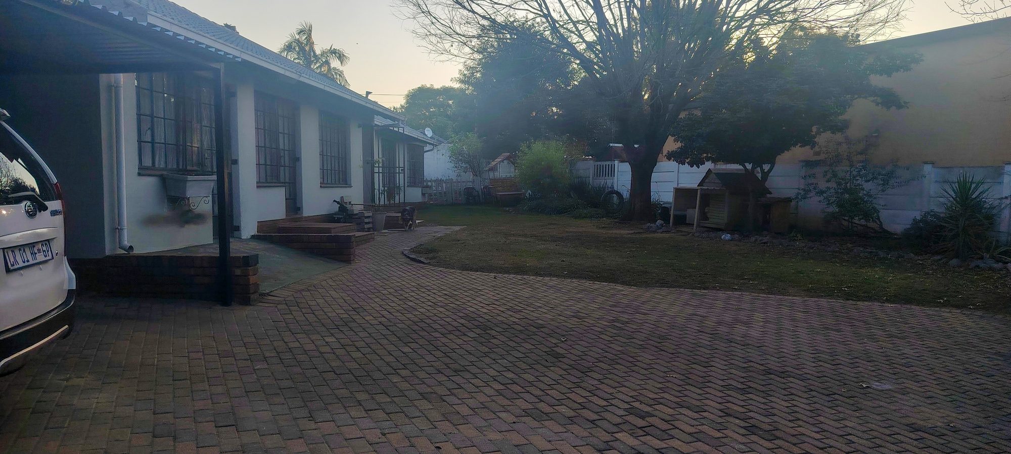 Spacious 4-Bedroom Family Home with Pool, Built-in Braai & Ample Parking — image 38