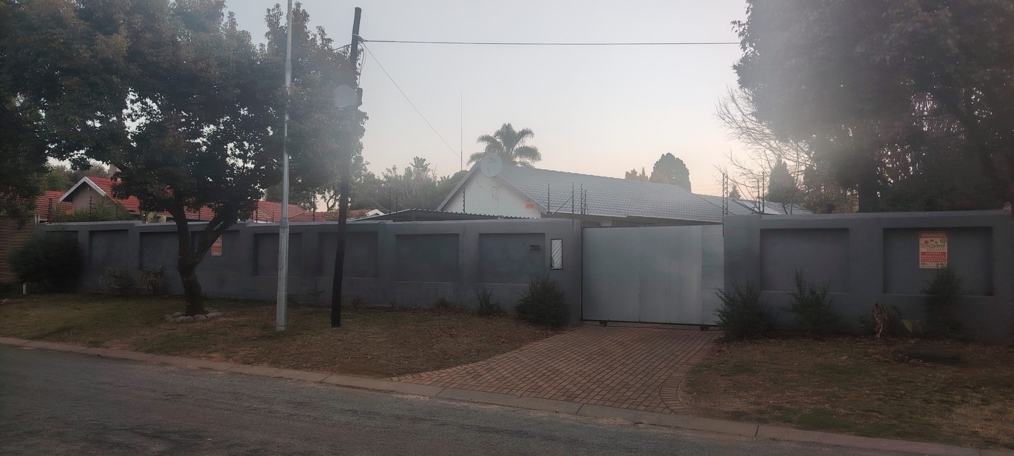 Spacious 4-Bedroom Family Home with Pool, Built-in Braai & Ample Parking