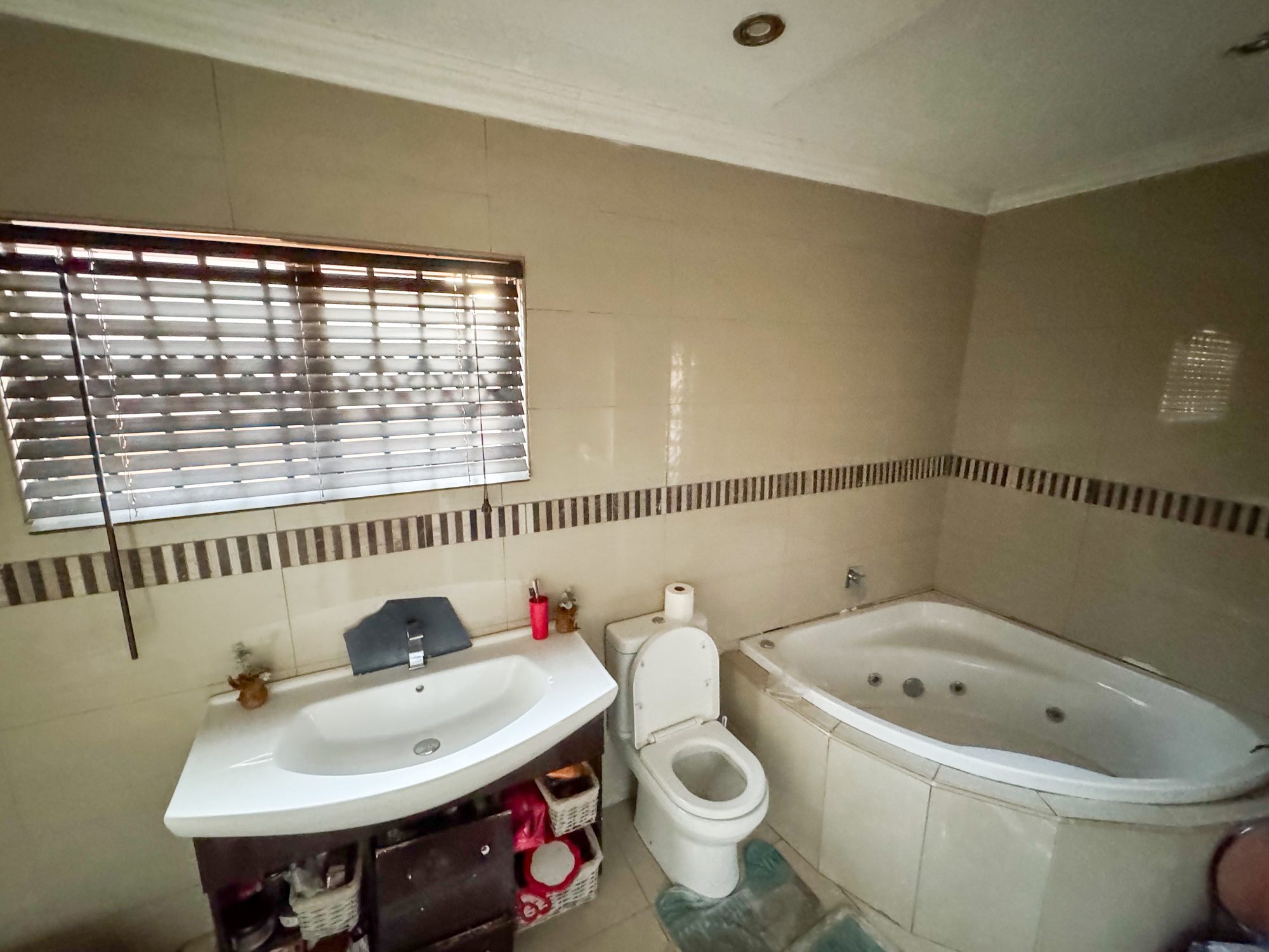 Spacious 4-Bedroom Family Home with Balconies, Study & Double Garage in Protea Glen Ext 11 — image 12