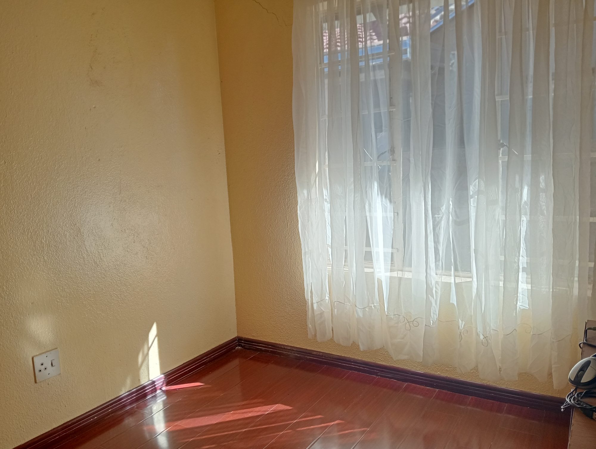 3 Bedroom Family Home for Sale in a Prime Location in HillsView, Kagiso — image 9