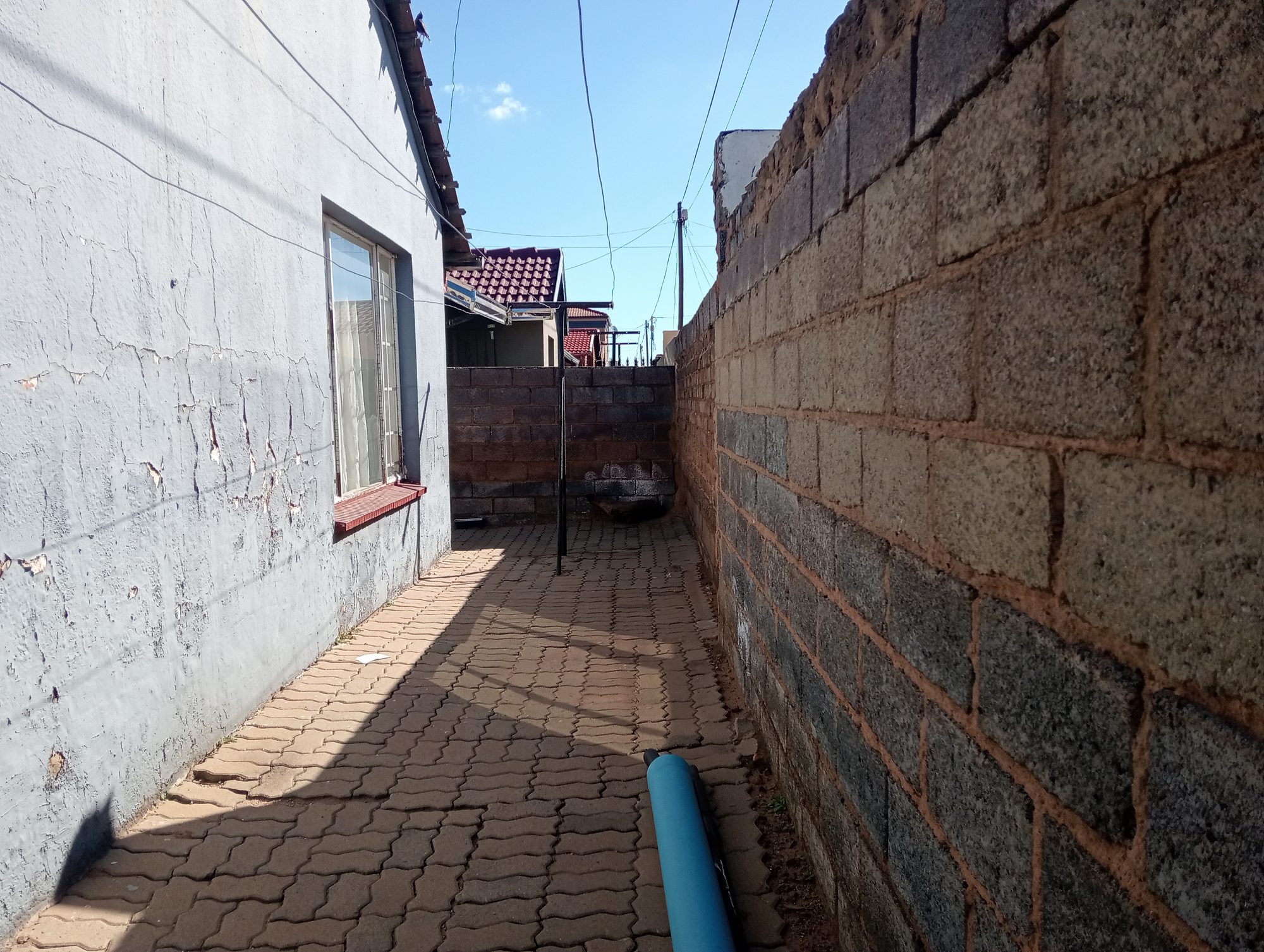 3 Bedroom Family Home for Sale in a Prime Location in HillsView, Kagiso — image 23