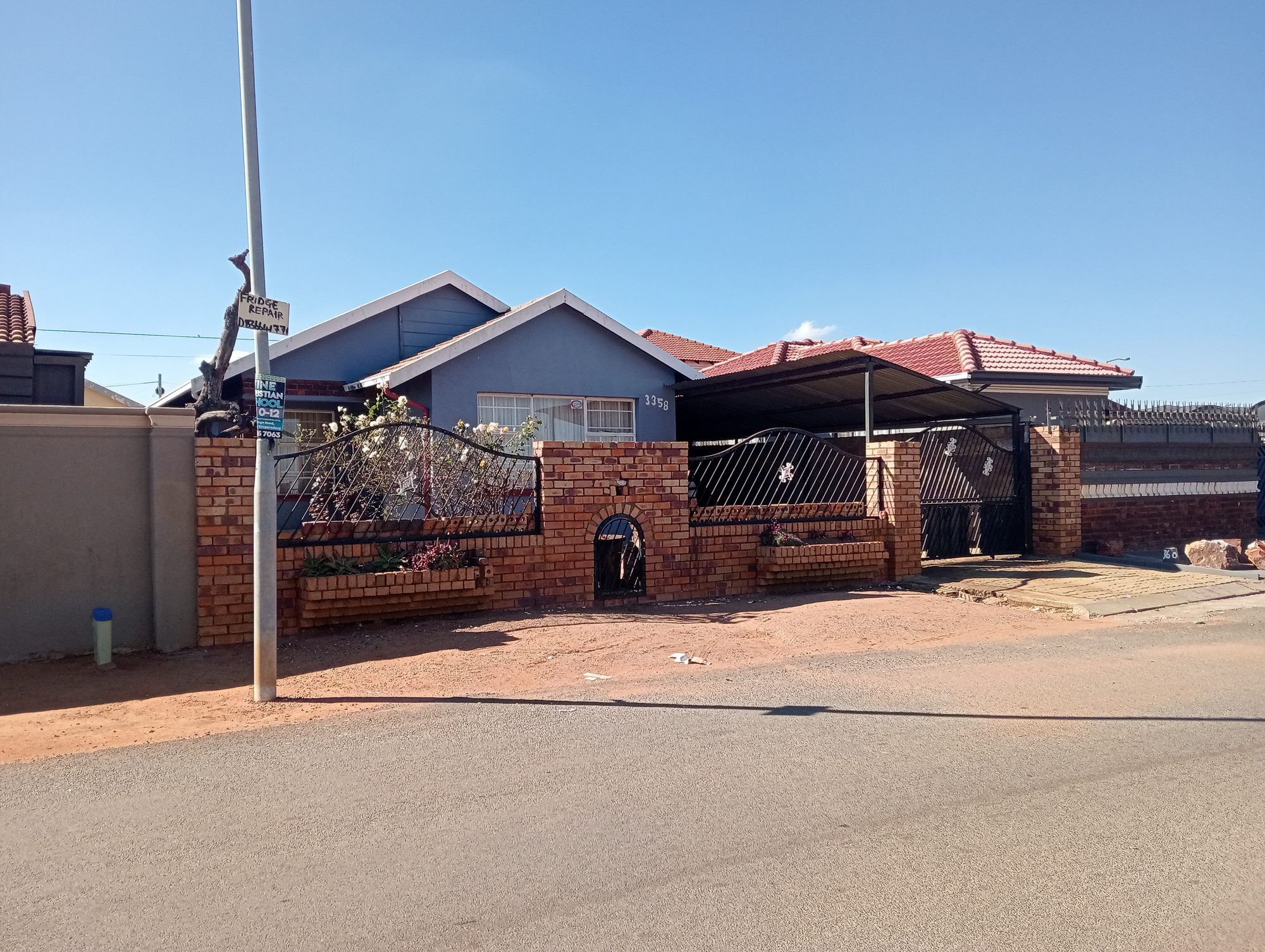 3 Bedroom Family Home for Sale in a Prime Location in HillsView, Kagiso — image 27