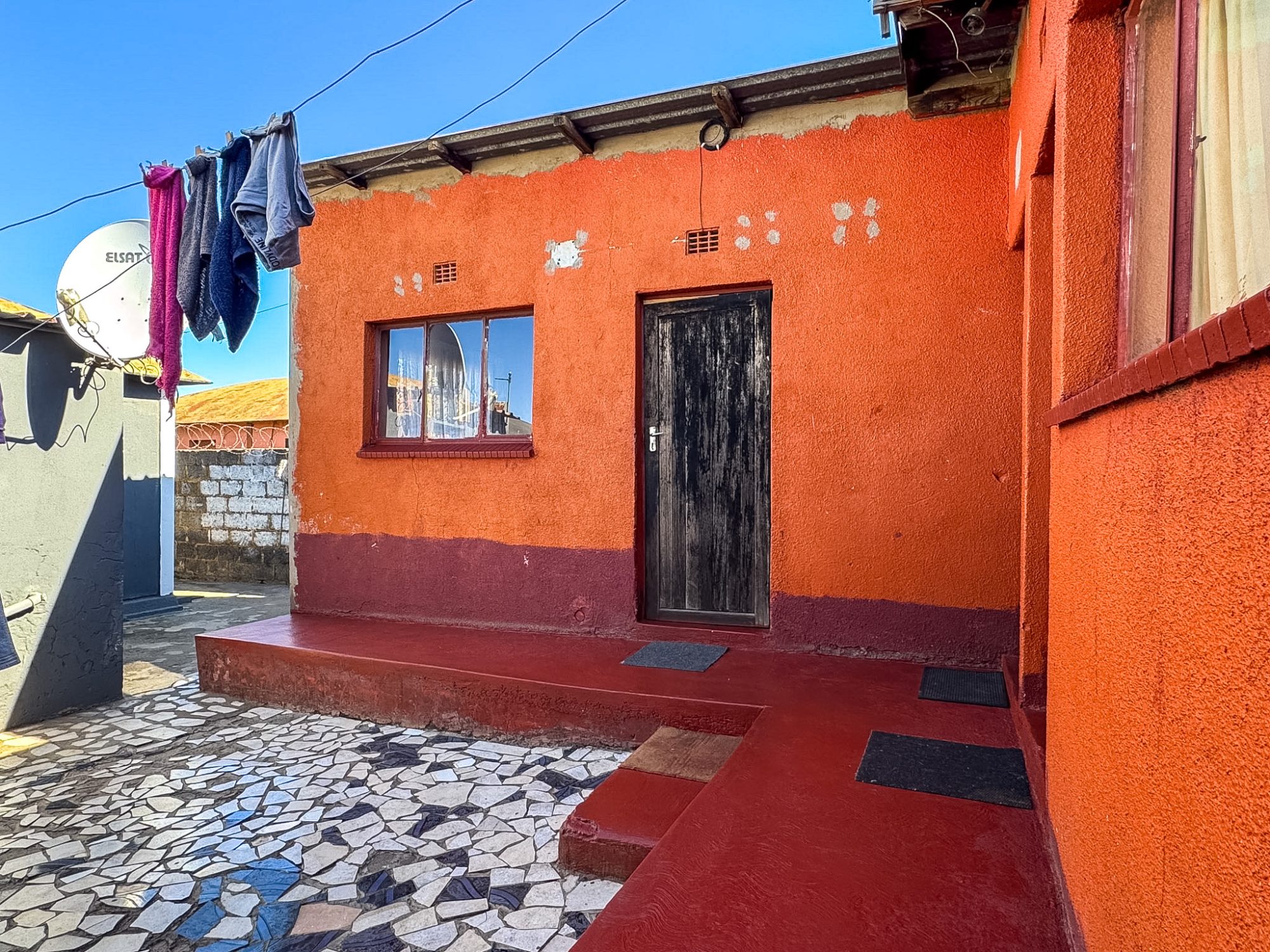 Investment Opportunity with 3 Outside Rooms for Sale in Jabavu (White City), Soweto — image 12