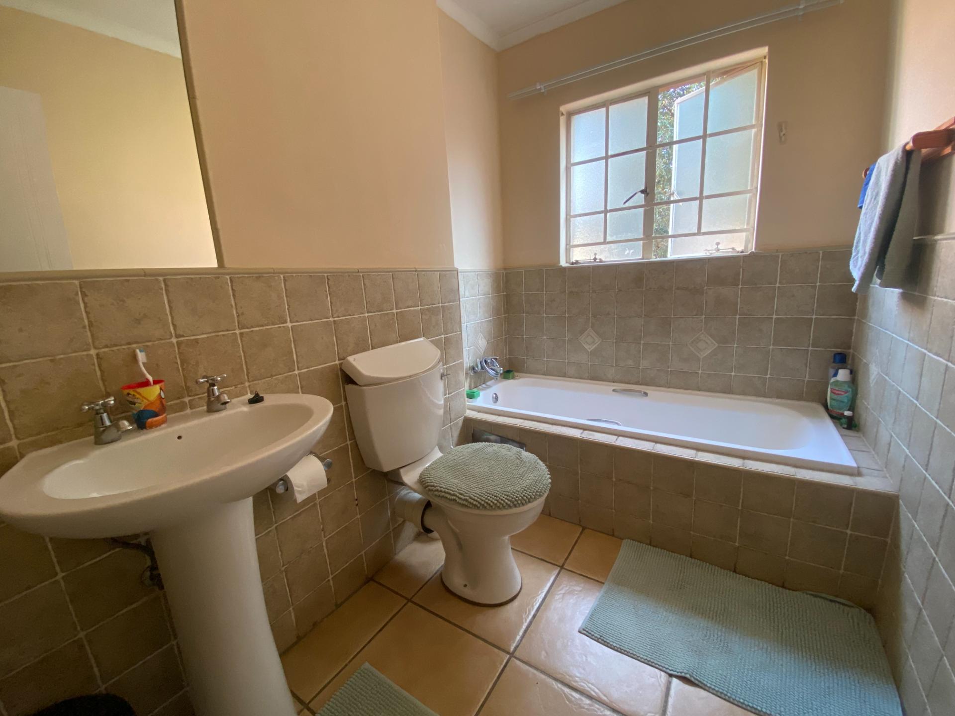 25 Castle View Estate — image 10