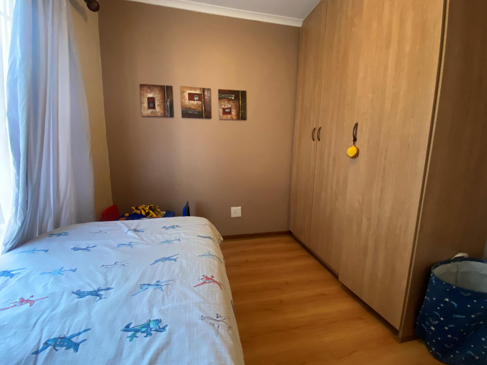 25 Castle View Estate — image 11
