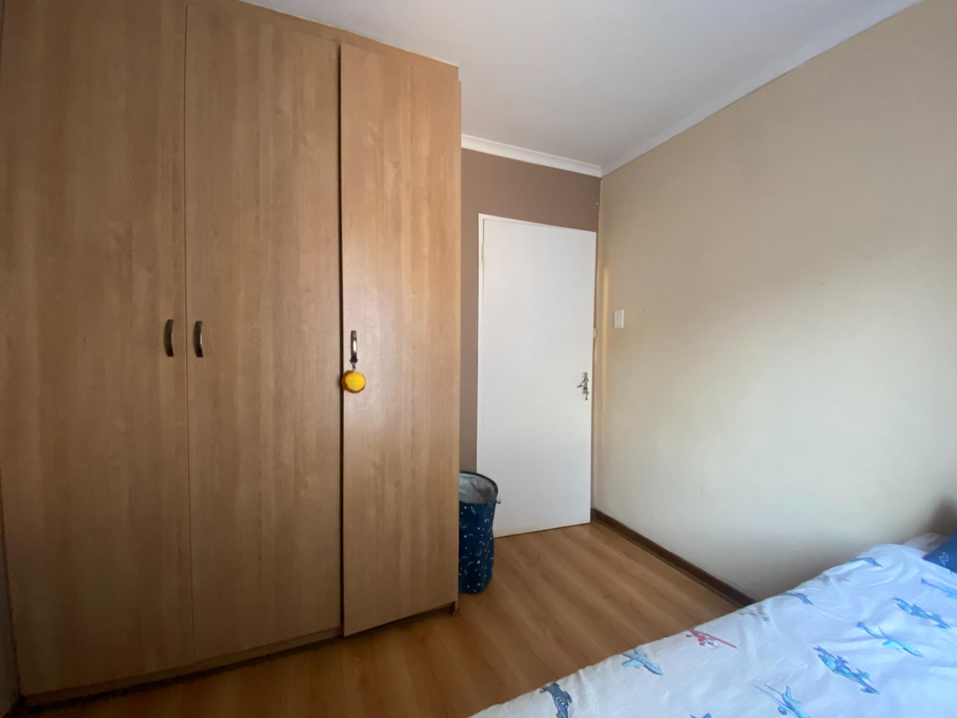 25 Castle View Estate — image 12