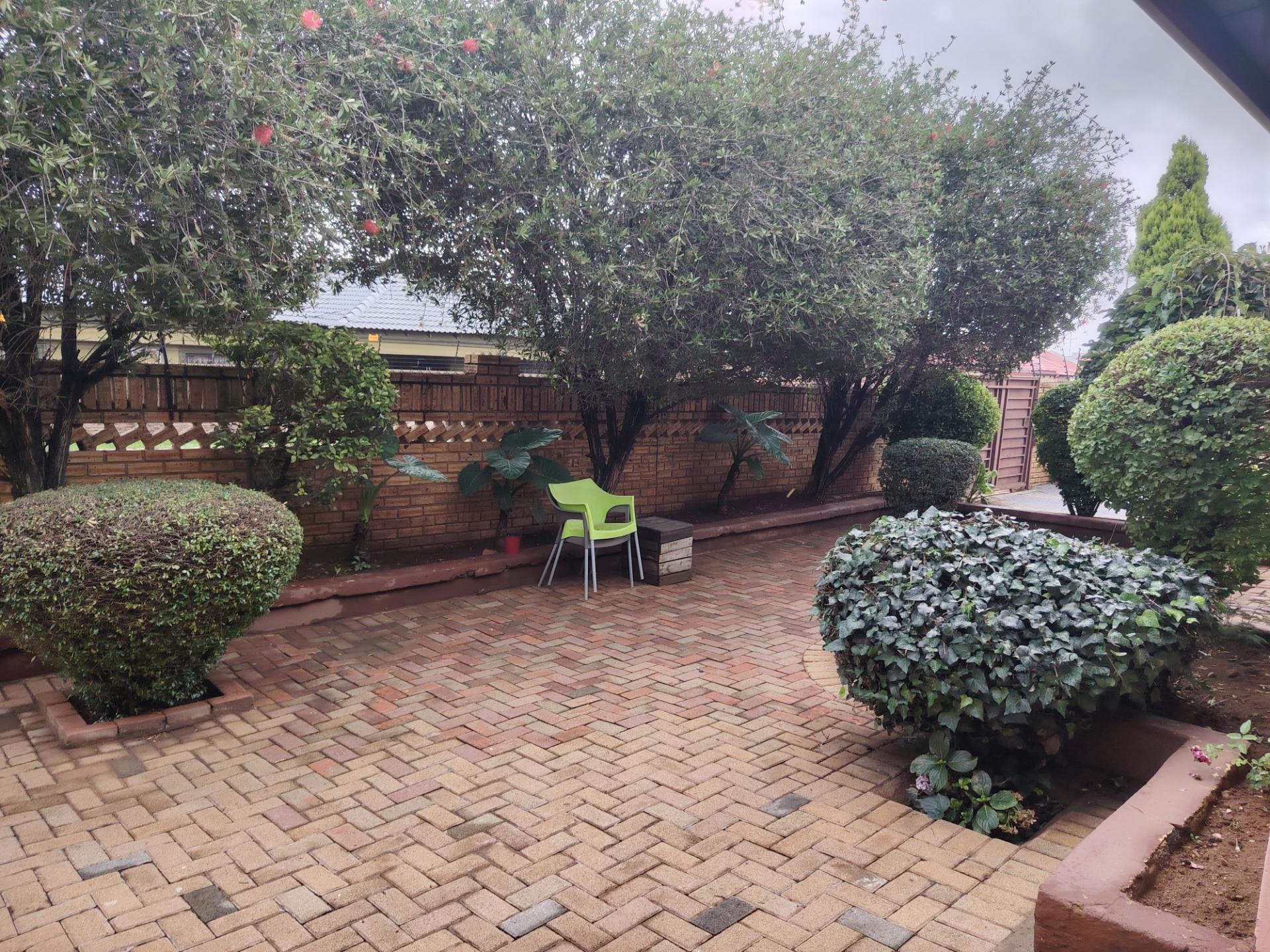 3 Bedroom House To Let in Kagiso, Kagiso — image 23