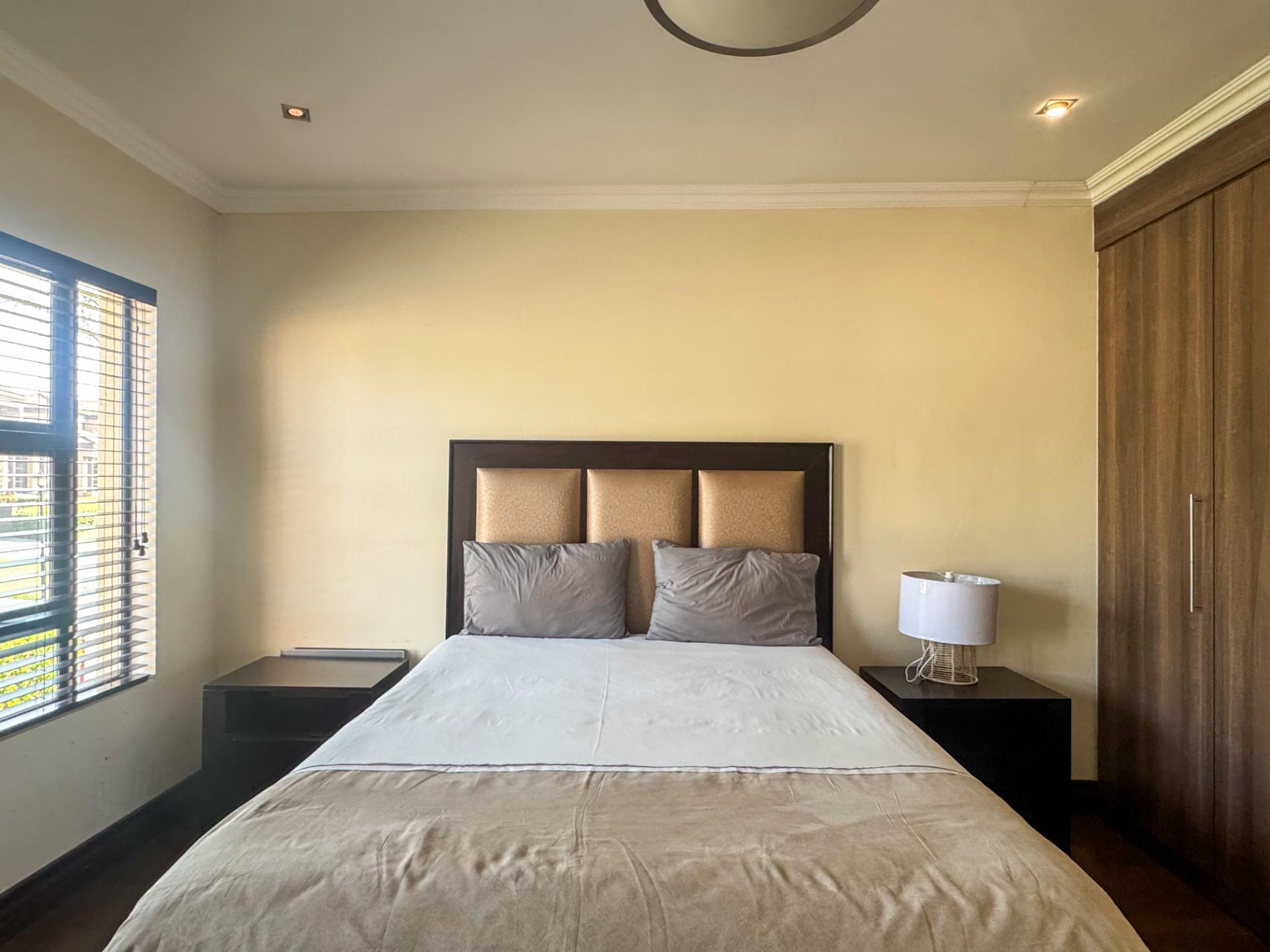 4 Bedroom House For Sale in Blue Valley Golf Estate, Centurion — image 52