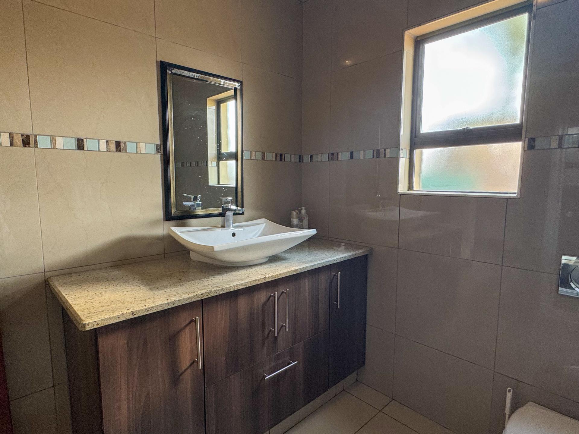 4 Bedroom House For Sale in Blue Valley Golf Estate, Centurion — image 69