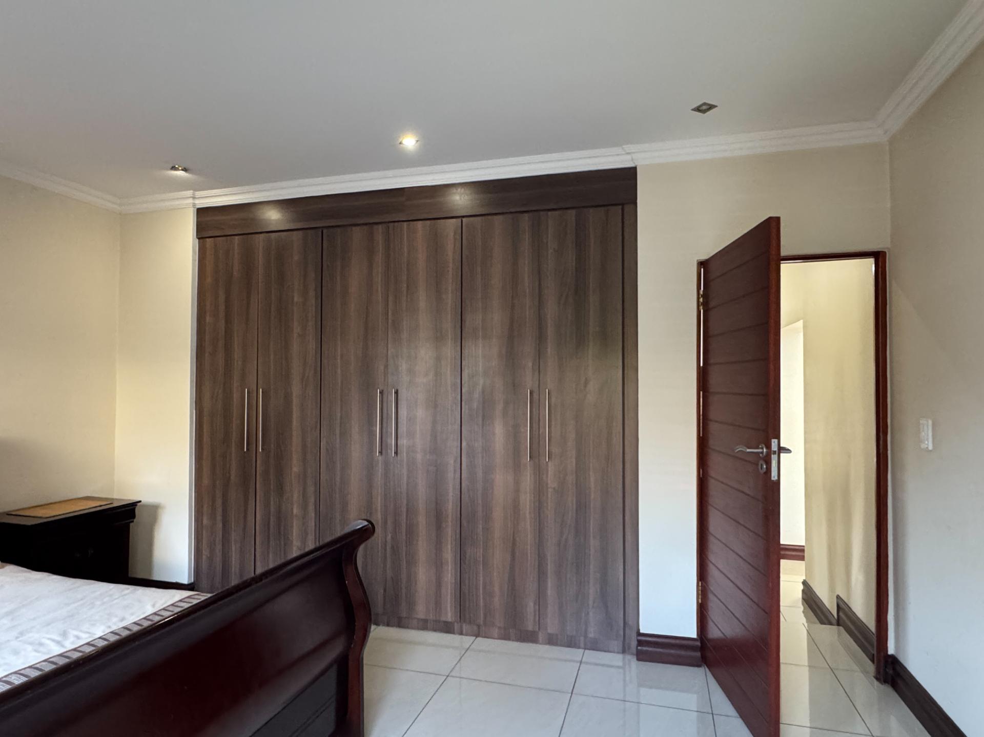 4 Bedroom House For Sale in Blue Valley Golf Estate, Centurion — image 72
