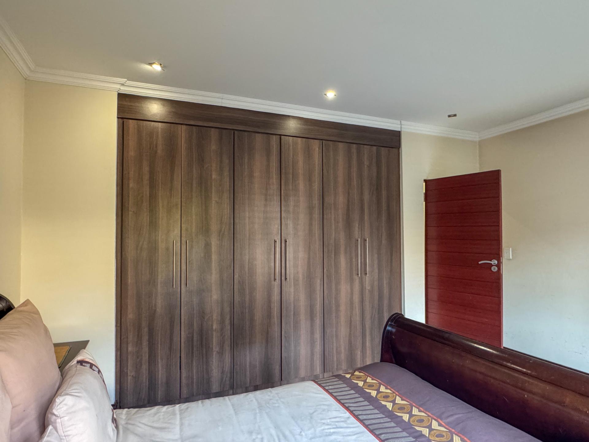 4 Bedroom House For Sale in Blue Valley Golf Estate, Centurion — image 73