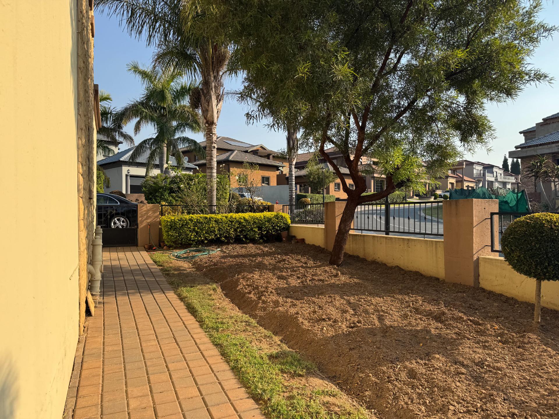 4 Bedroom House For Sale in Blue Valley Golf Estate, Centurion — image 74