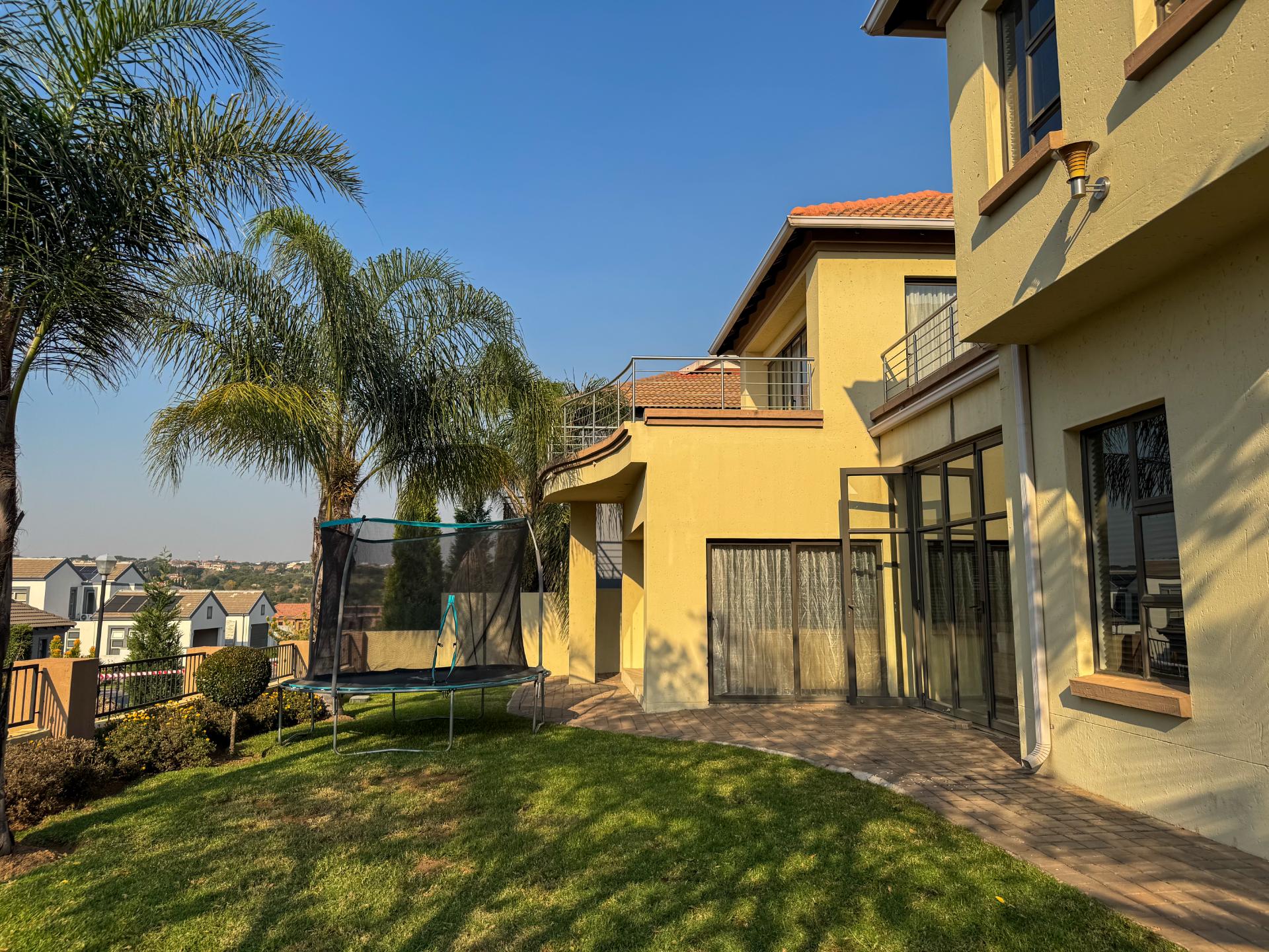 4 Bedroom House For Sale in Blue Valley Golf Estate, Centurion — image 76