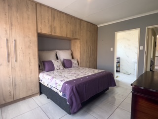  3-Bedroom Family Home with Spacious Yard For Sale in Westonaria — image 17