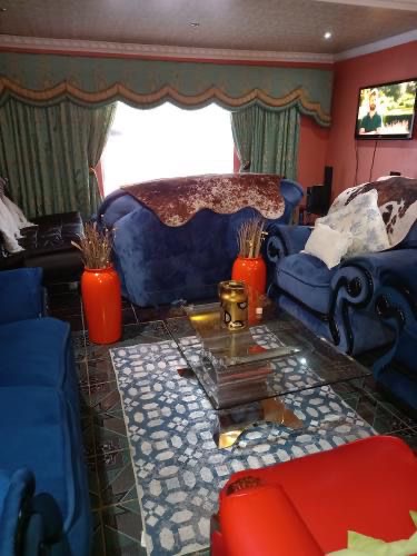 4 Bedroom House For Sale in Aliwal North, Aliwal North — image 7