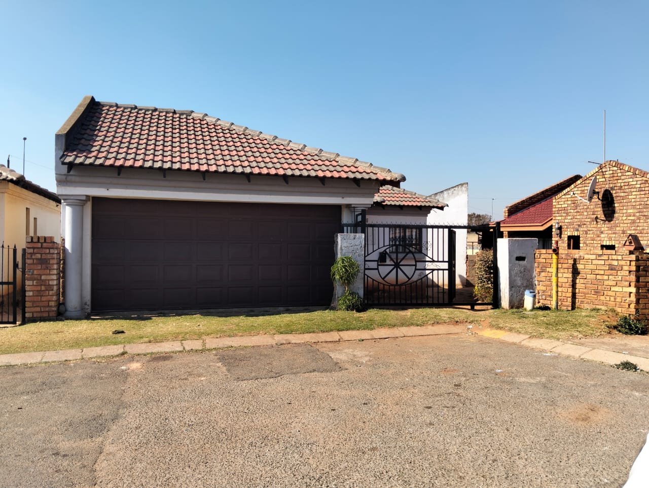 5 Bedroom House For Sale in Vosloorus, Vosloorus