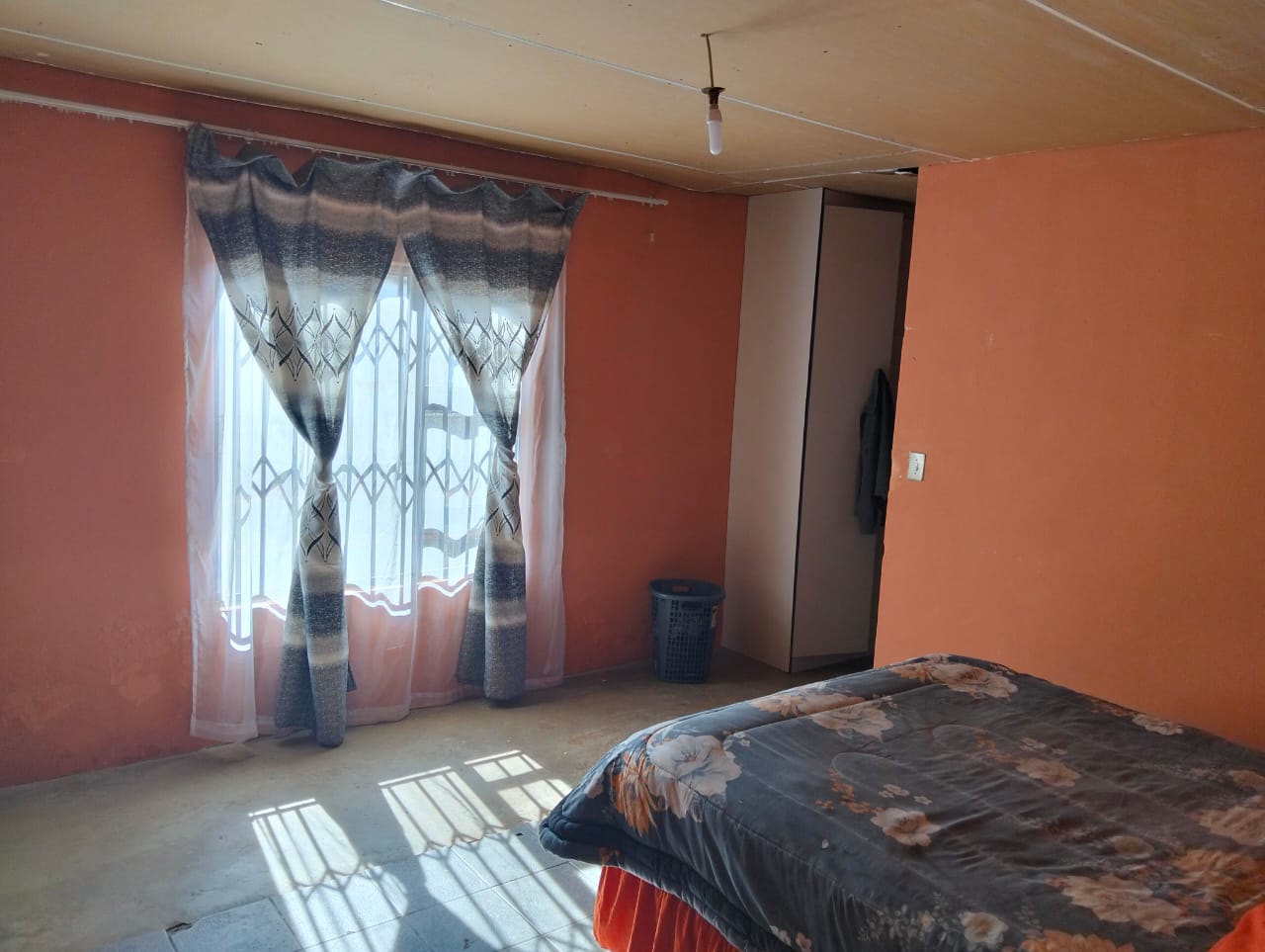 5 Bedroom House For Sale in Vosloorus, Vosloorus — image 6