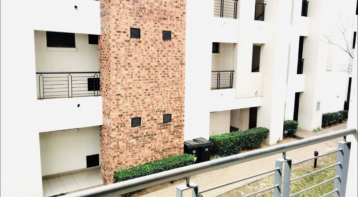2 Bedroom Apartment / Flat For Sale in Ferndale, Randburg — image 15