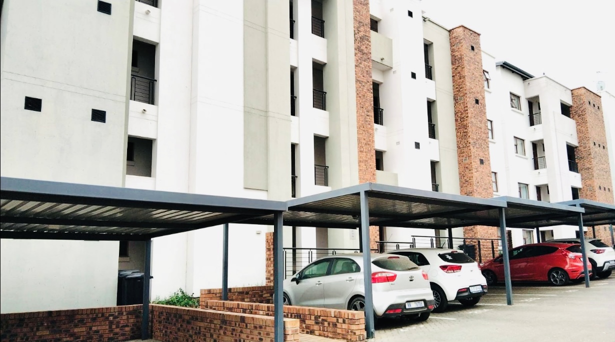 2 Bedroom Apartment / Flat For Sale in Ferndale, Randburg — image 18