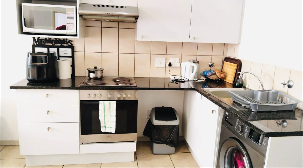 2 Bedroom Apartment / Flat For Sale in Ferndale, Randburg — image 3