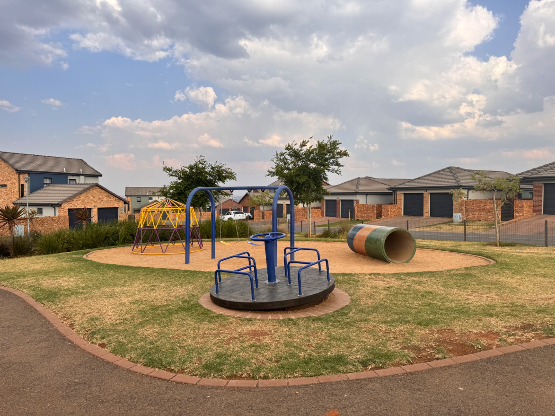 Gated Haven: Prime Living in Lion Pride Lifestyle Estate — image 13