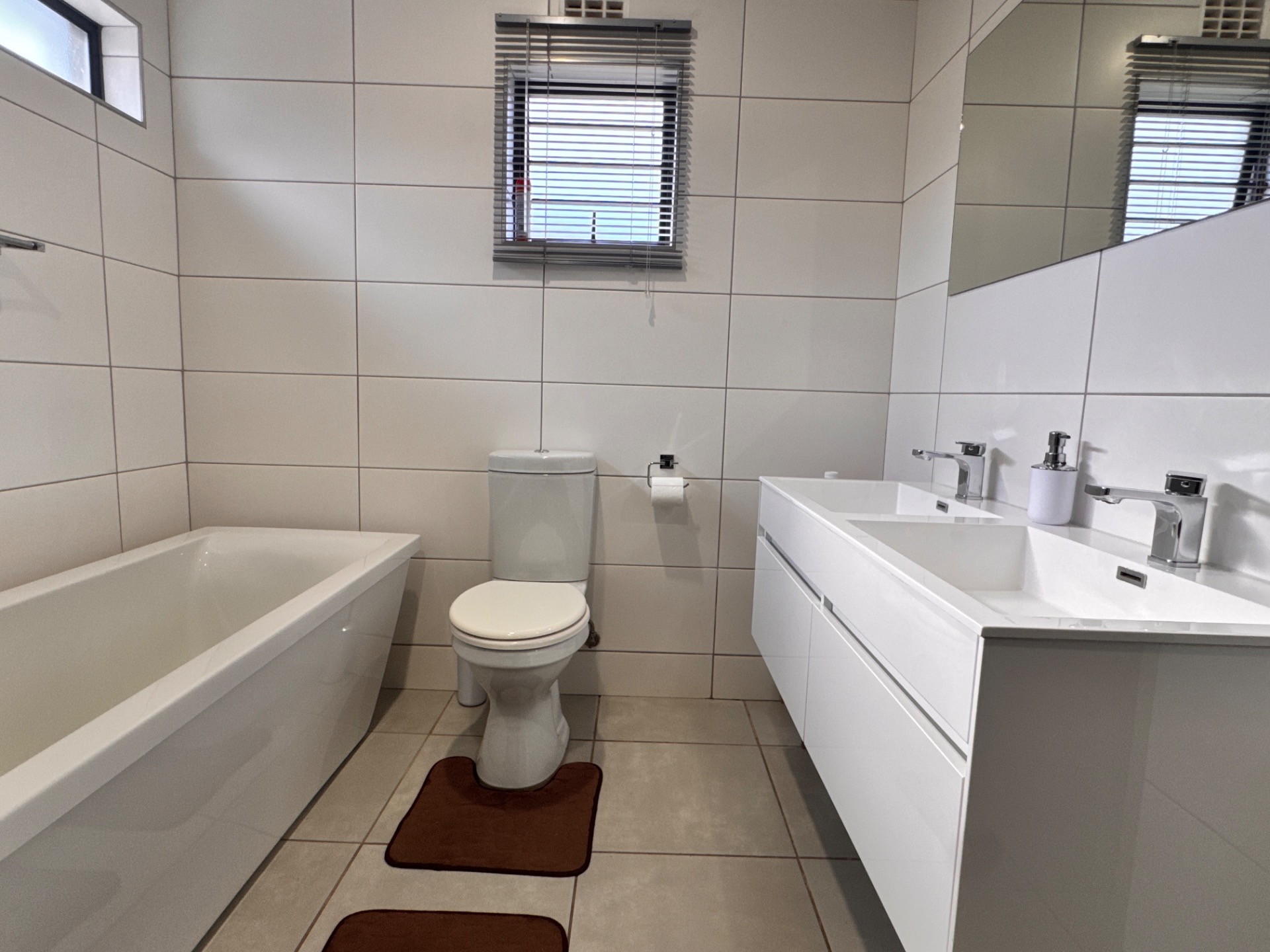 Gated Haven: Prime Living in Lion Pride Lifestyle Estate — image 38