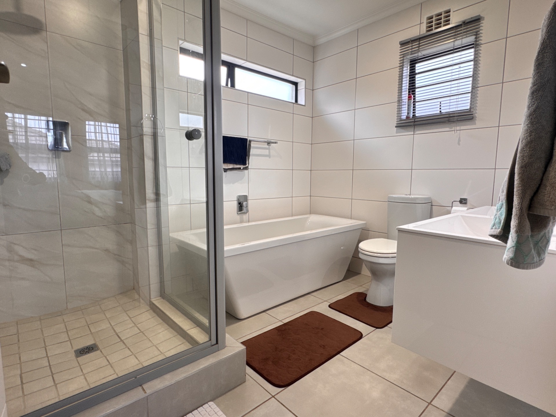 Gated Haven: Prime Living in Lion Pride Lifestyle Estate — image 7