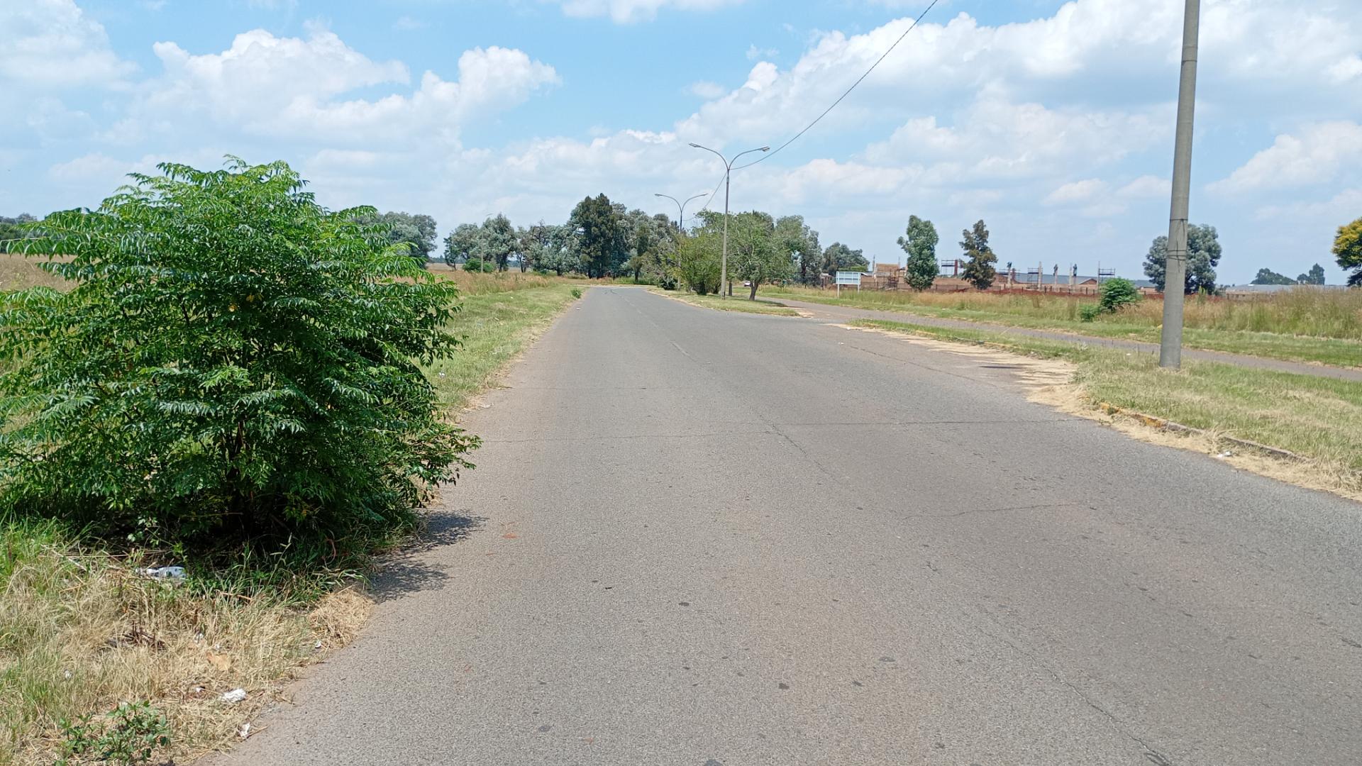 Vacant Land / Plot For Sale in Carletonville, Carletonville — image 4