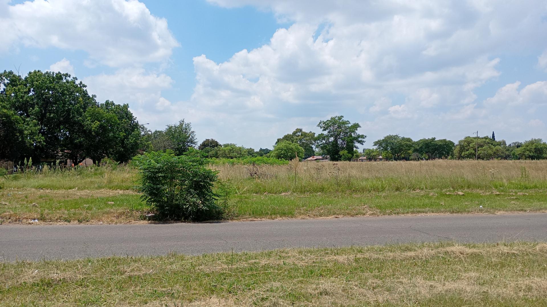 Vacant Land / Plot For Sale in Carletonville, Carletonville — image 6