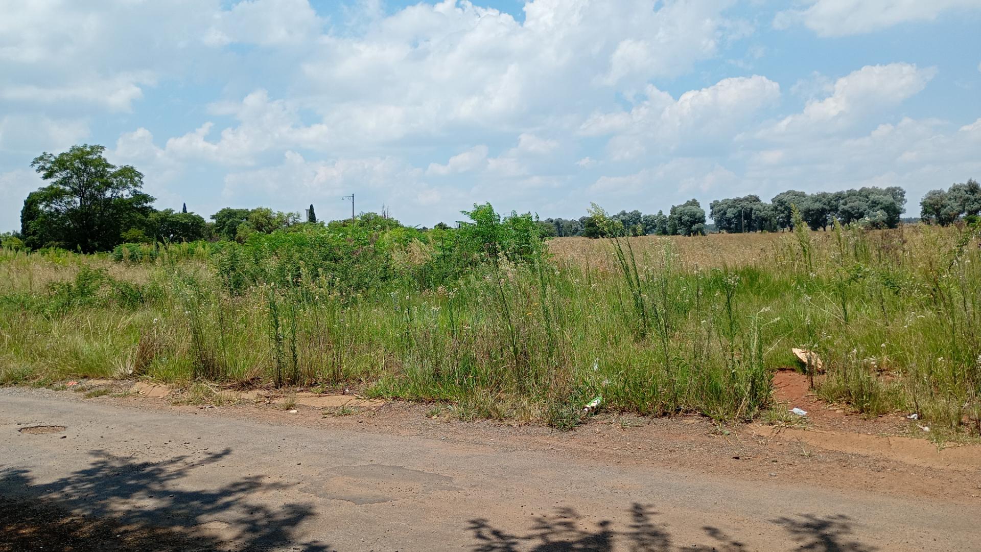 Vacant Land / Plot For Sale in Carletonville, Carletonville — image 8