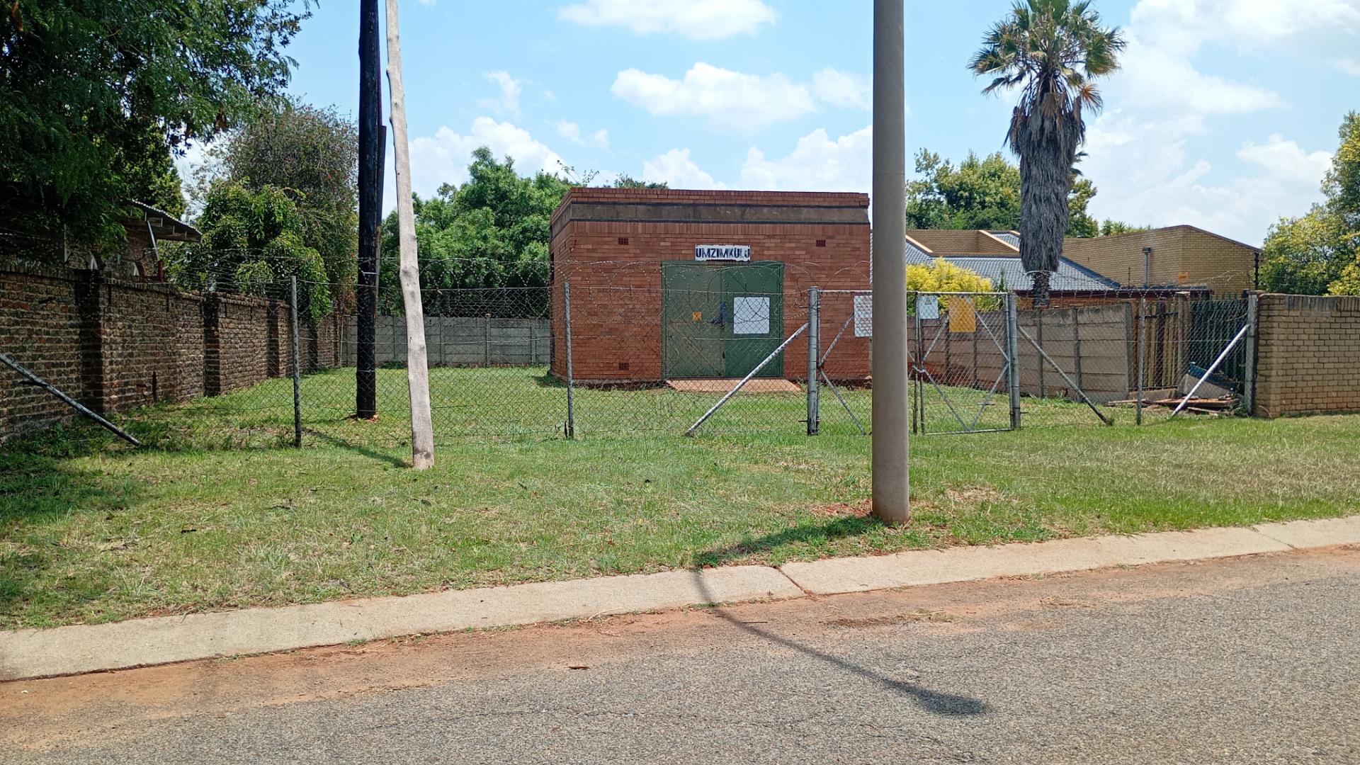 Vacant Land / Plot For Sale in Carletonville, Carletonville — image 9