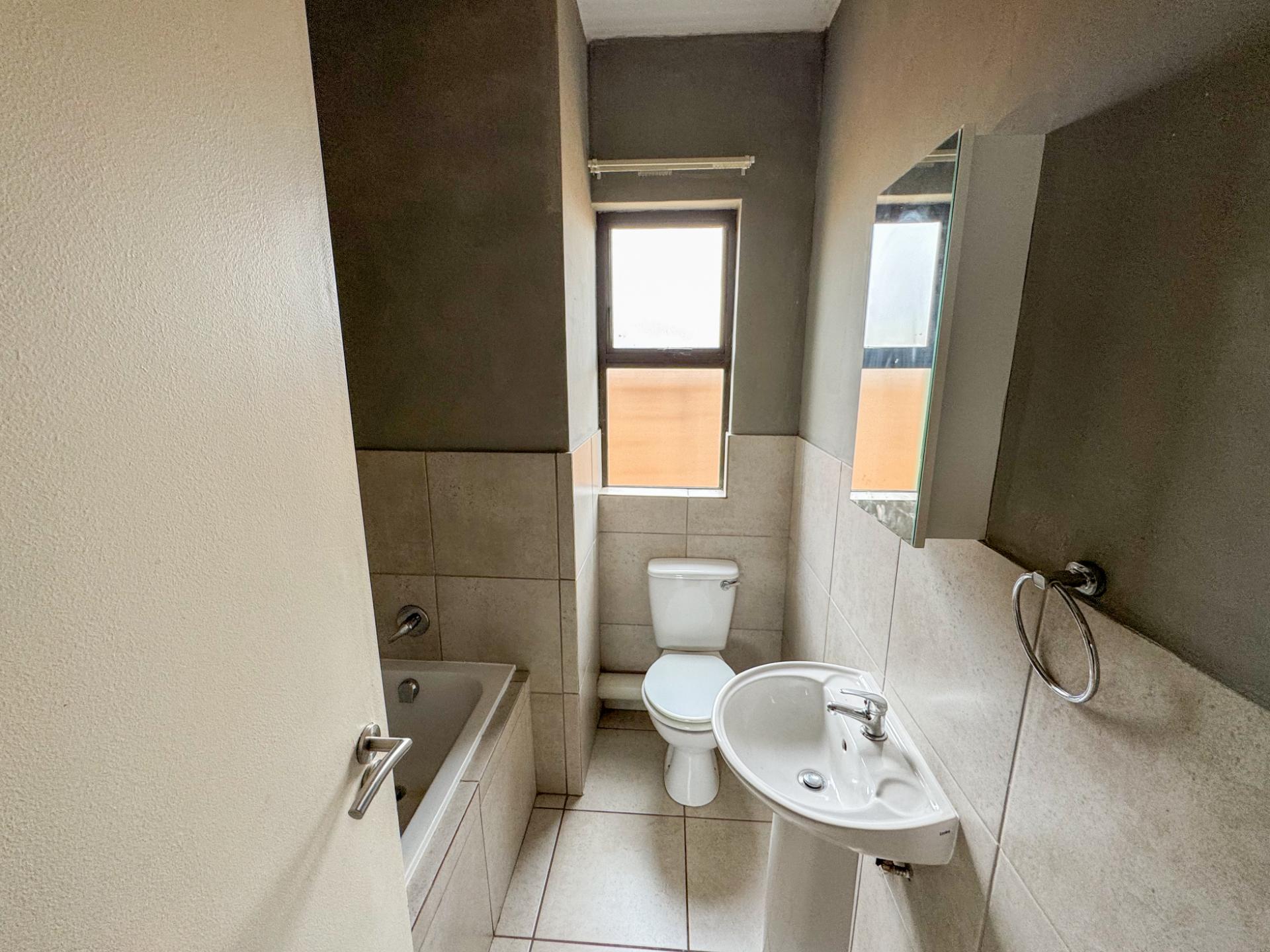 1 Protea Glen — image 11