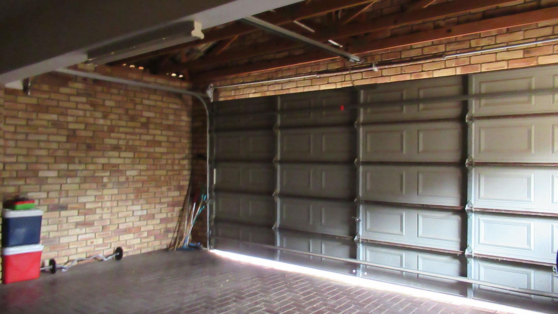3 Bedroom Townhouse For Sale in Willowbrook, Roodepoort — image 25