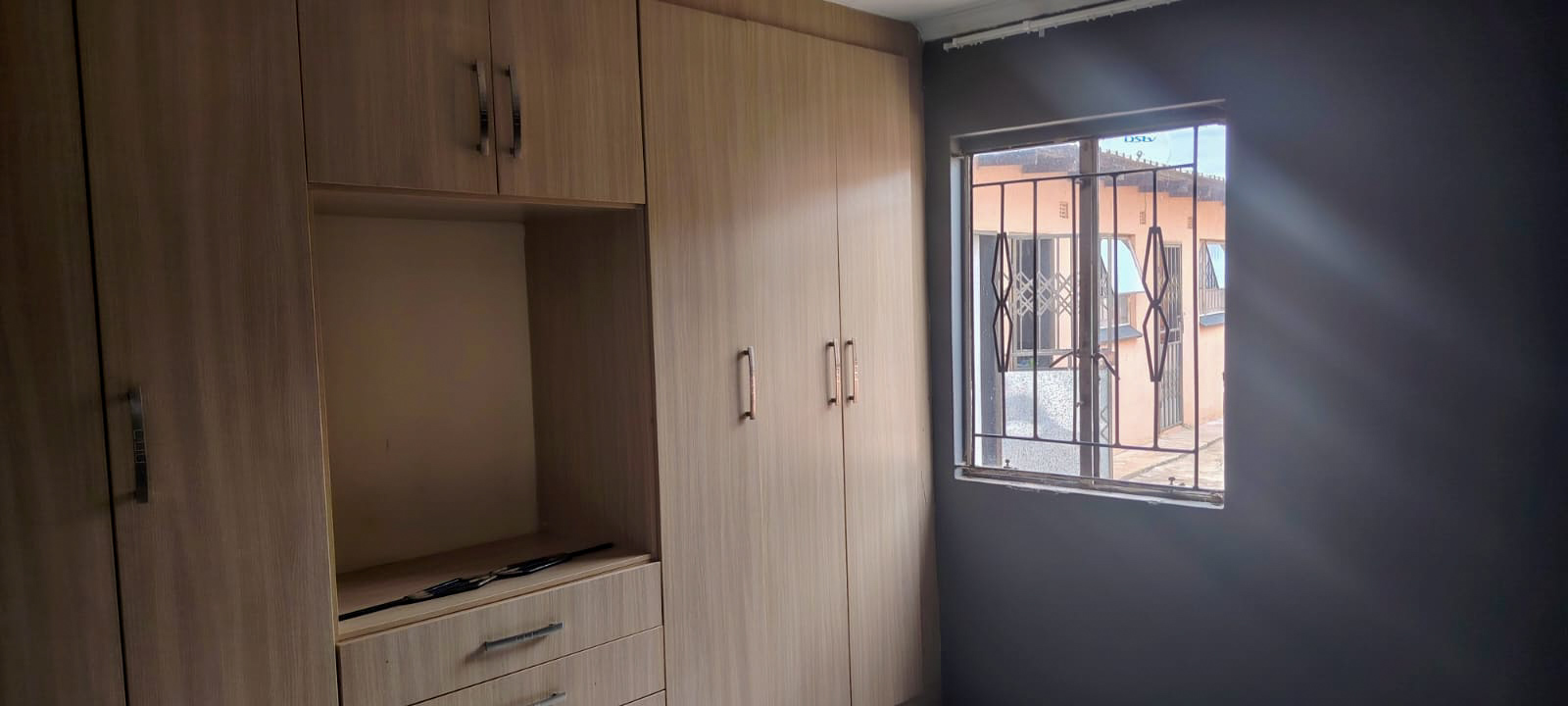 8 Bedroom House For Sale in Protea Glen, Soweto — image 12
