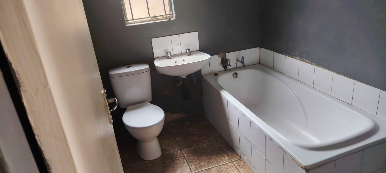 8 Bedroom House For Sale in Protea Glen, Soweto — image 15