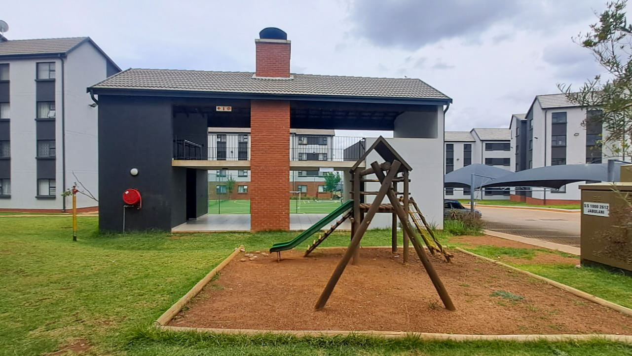 1 Jabulani — image 11