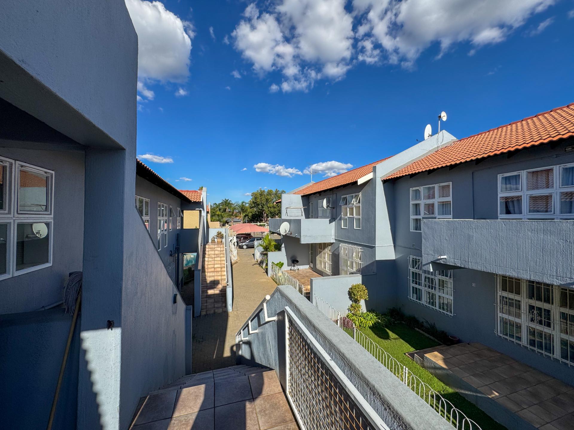 1 Alberton