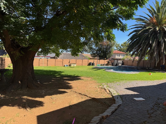 Dual-Income Alberton Home with Pool, Yard & Bachelor Unit — image 23