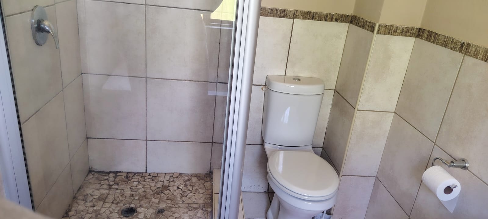 2 Bedroom Townhouse For Sale in Willowbrook, Roodepoort — image 25