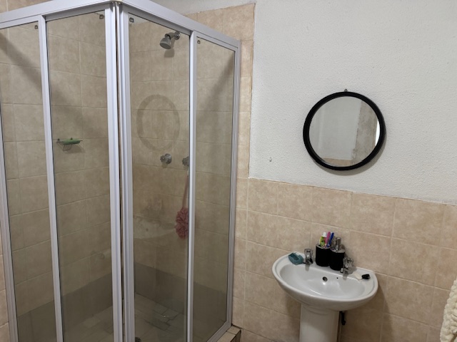 1 Bedroom Apartment / Flat For Sale in Willowbrook, Roodepoort — image 15