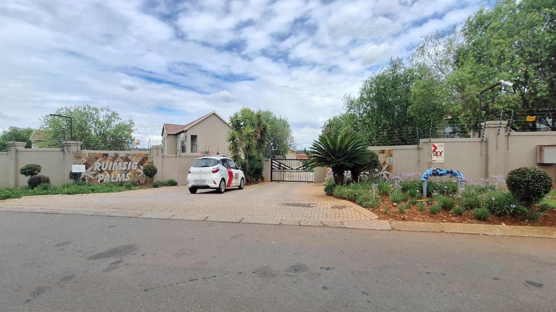 1 Bedroom Apartment / Flat For Sale in Willowbrook, Roodepoort — image 2