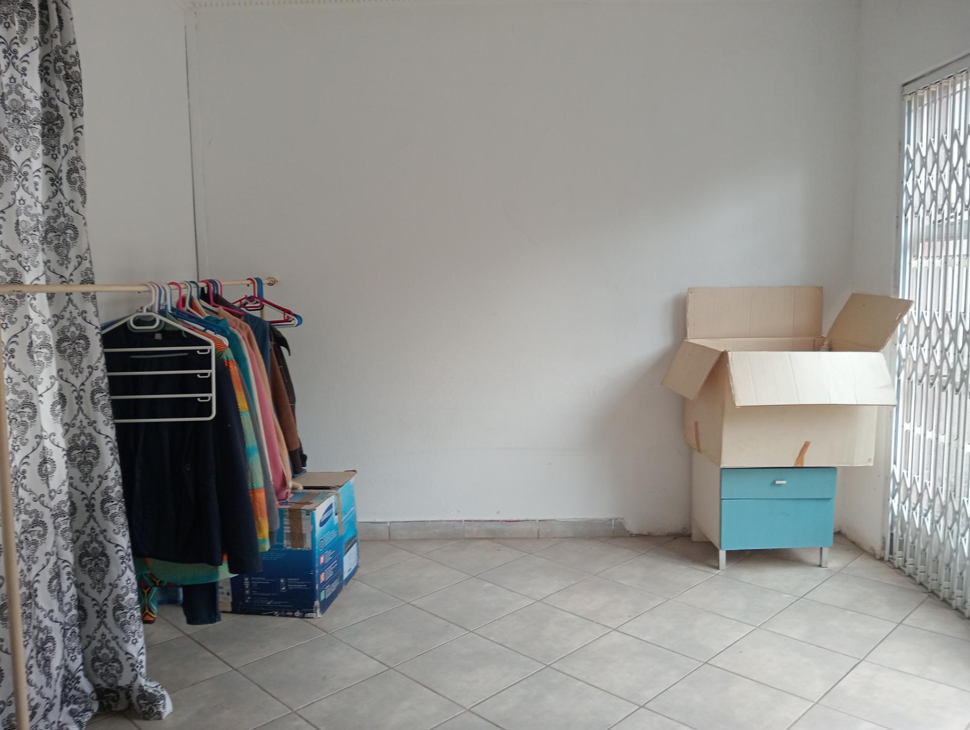 1 Rangeview — image 33