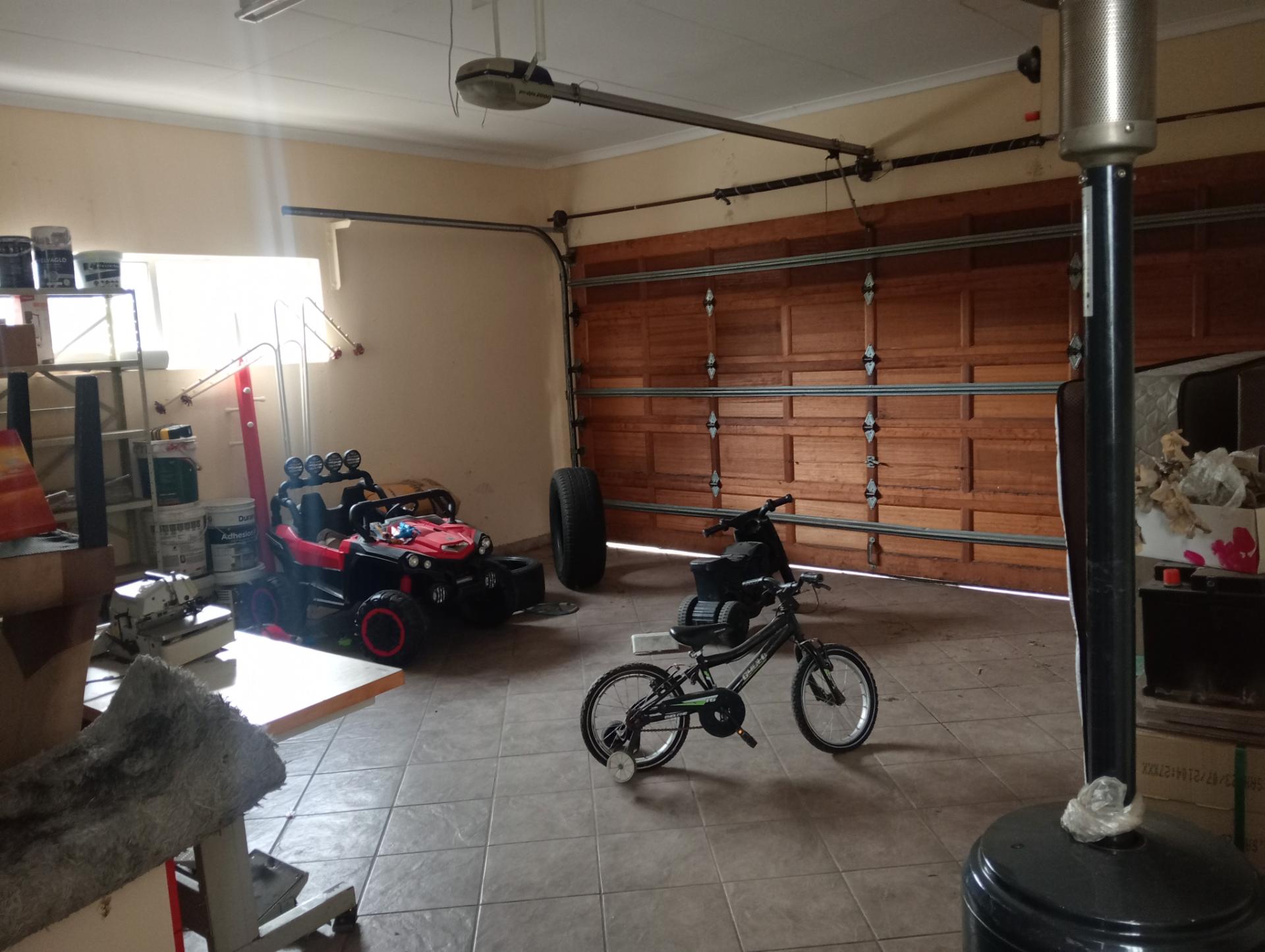 1 Rangeview — image 37