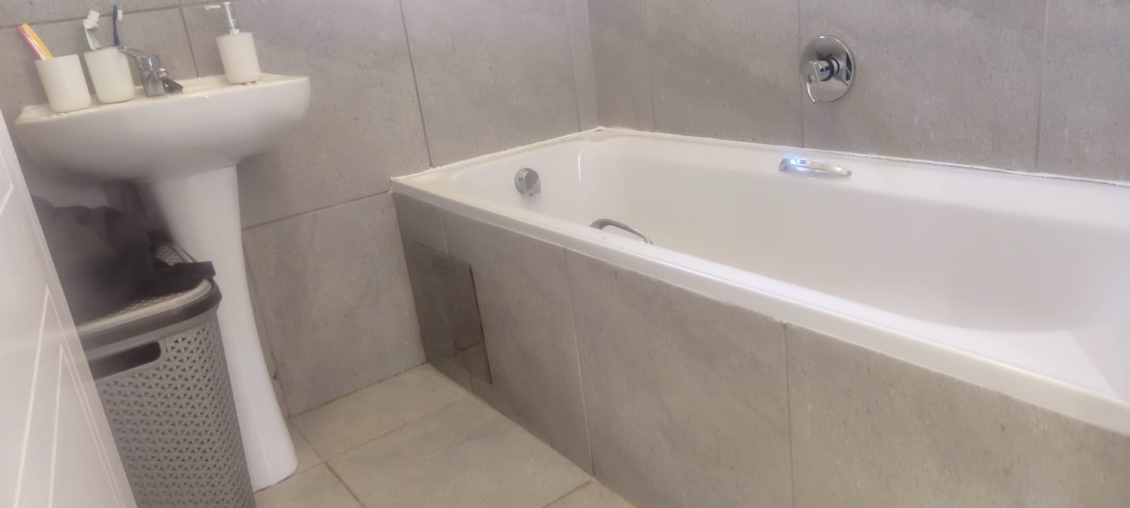 2 Bedroom House For Sale in Mindalore, Krugersdorp — image 14